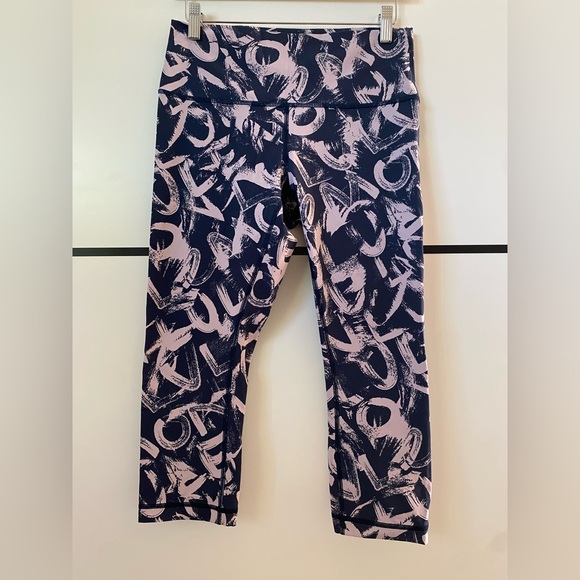 Lululemon Wunder Under Legging women’s 10 Graffiti  Antoinette Navy Hi Rise Crop - Picture 2 of 13